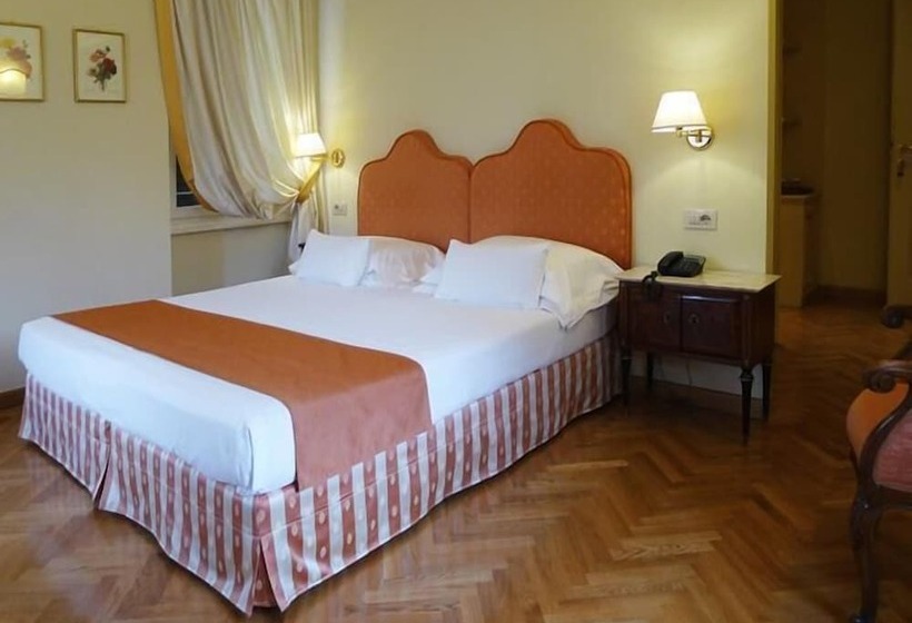 Отель La Vittoria Boutique