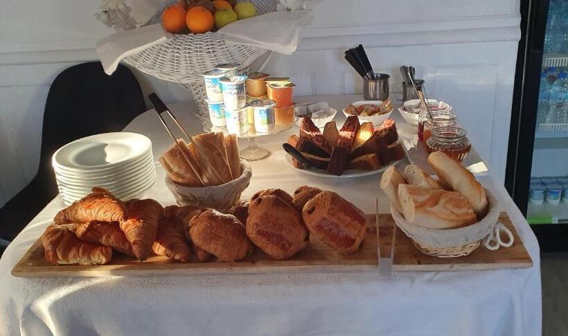 בית מלון כפרי Hôtel Restaurant Du Commerce