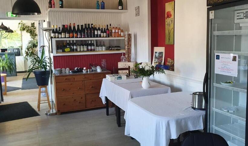 בית מלון כפרי Hôtel Restaurant Du Commerce