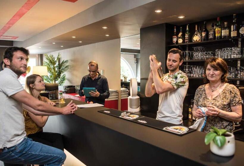 酒店 Le Comte Rouge