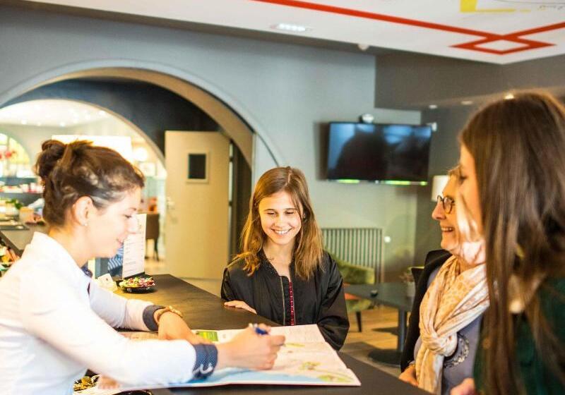 酒店 Le Comte Rouge