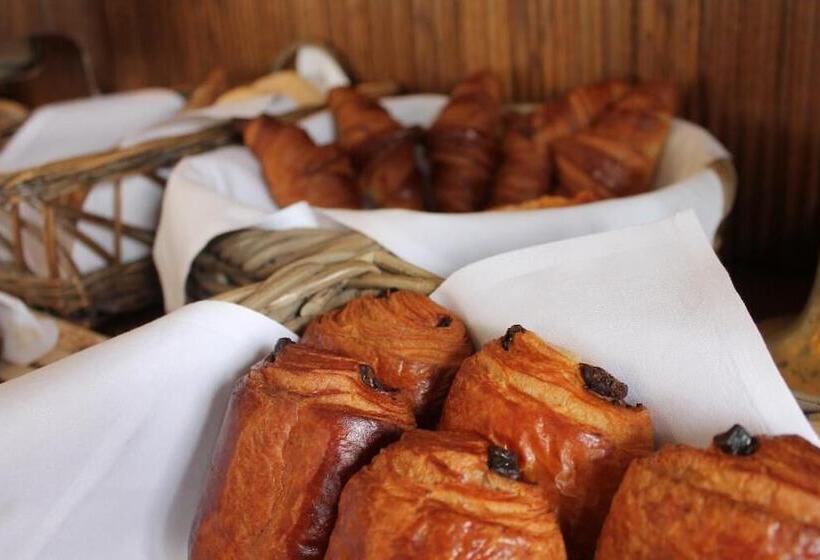 ホテル L'eau Vive