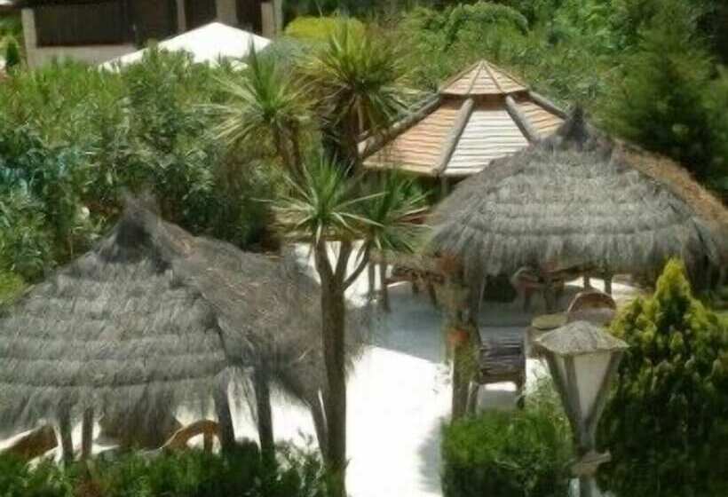 בית מלון כפרי L'estirado Des Adrets