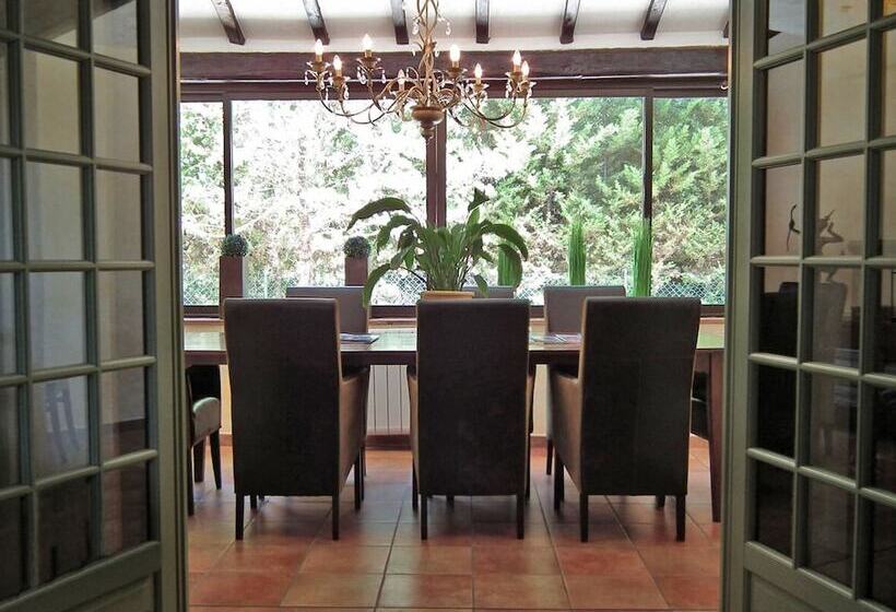 ホテル L'estirado Des Adrets