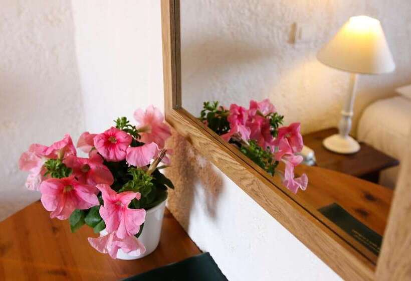 בית מלון כפרי L'estirado Des Adrets