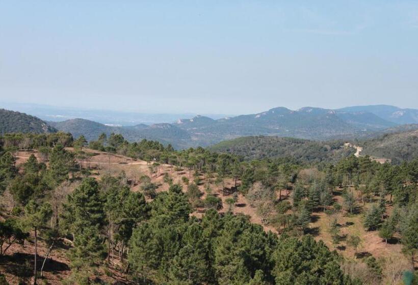 בית מלון כפרי L'estirado Des Adrets