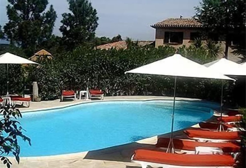 בית מלון כפרי L'estirado Des Adrets