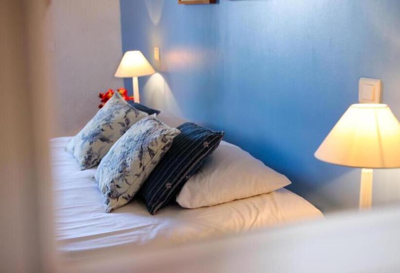 בית מלון כפרי L'estirado Des Adrets