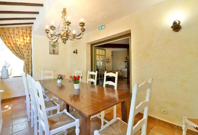 בית מלון כפרי L'estirado Des Adrets