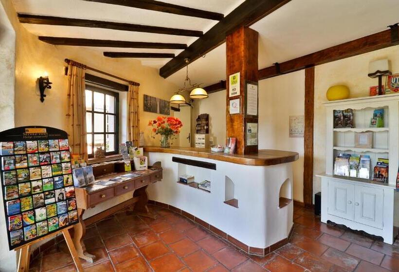 ホテル L'estirado Des Adrets