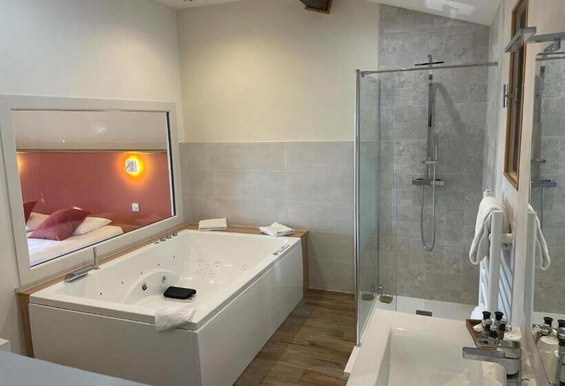 בית מלון כפרי L'estirado Des Adrets