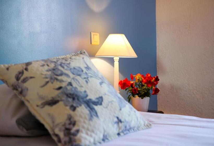 בית מלון כפרי L'estirado Des Adrets