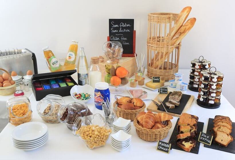 Logis Hotel & Restaurant De La Basilique