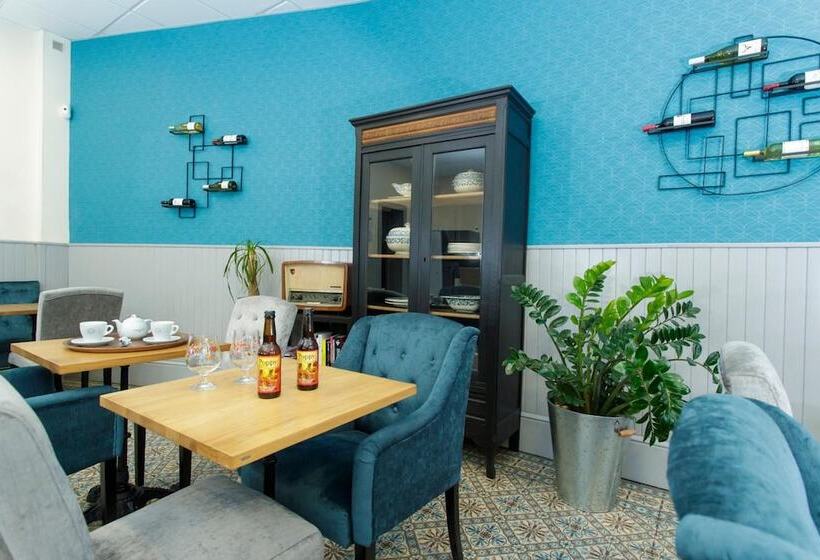 Logis Hotel & Restaurant De La Basilique