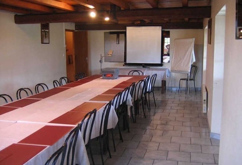 בית מלון כפרי Logis Hôtel Les 3b