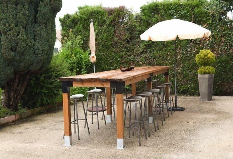 בית מלון כפרי Logis Hôtel Les 3b