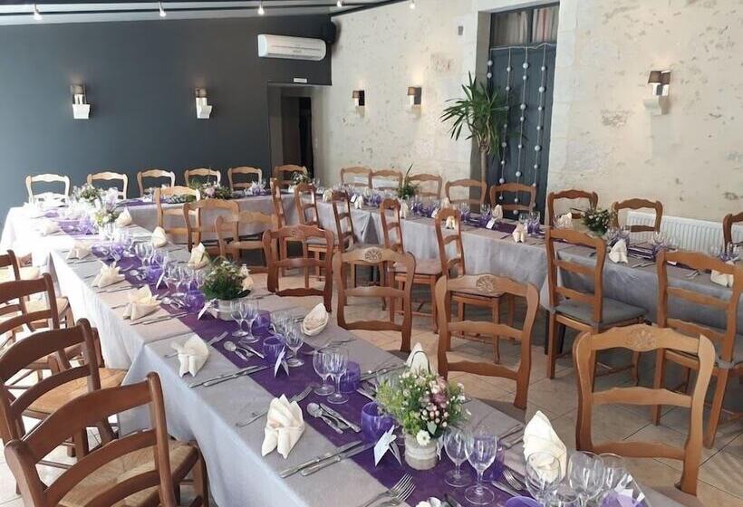 Отель Logis Hôtel & Restaurant Le Montligeon