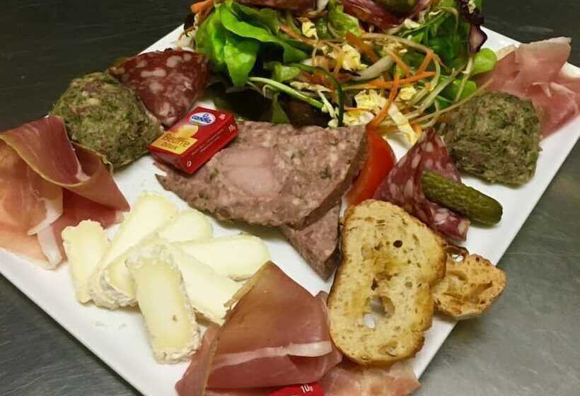 Logis Hotel Le Clos Des Oliviers