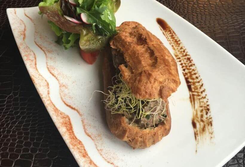 Logis Hotel Le Clos Des Oliviers