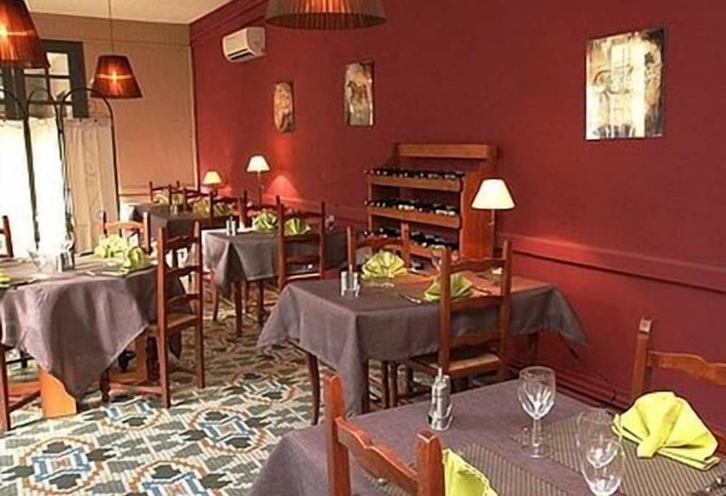 Logis Hotel Le Clos Des Oliviers