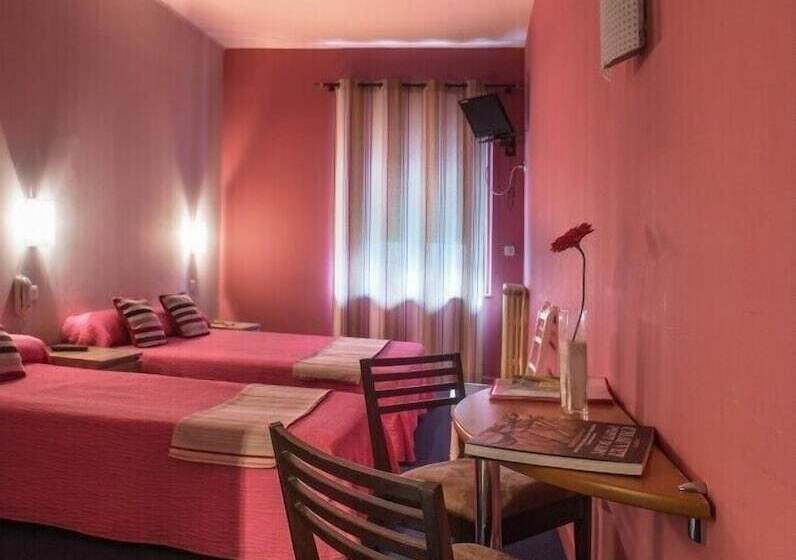 Logis Hotel Le Clos Des Oliviers