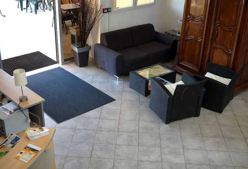 Logis Hotel Le Col De L Ange