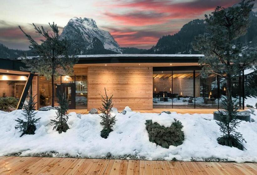 هتل Majon Miramonti