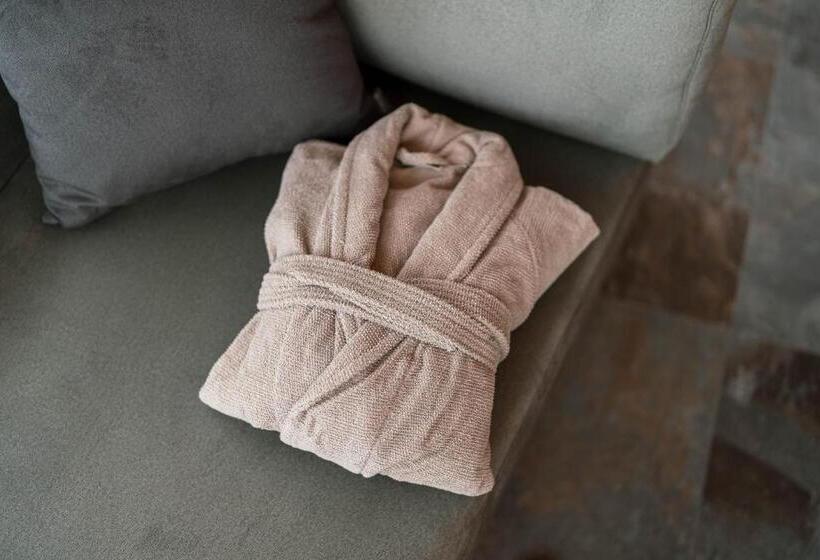 هتل Majon Miramonti