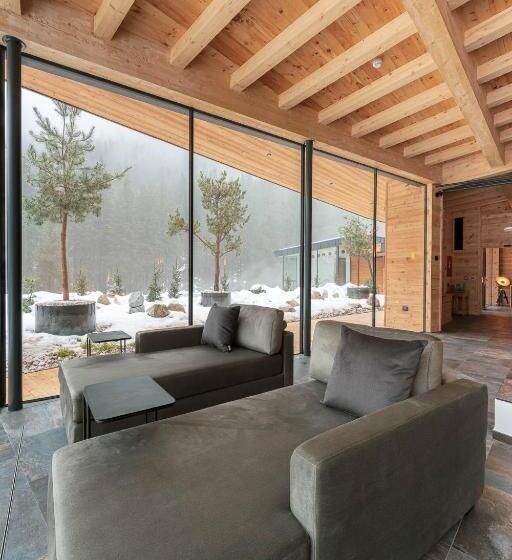 هتل Majon Miramonti