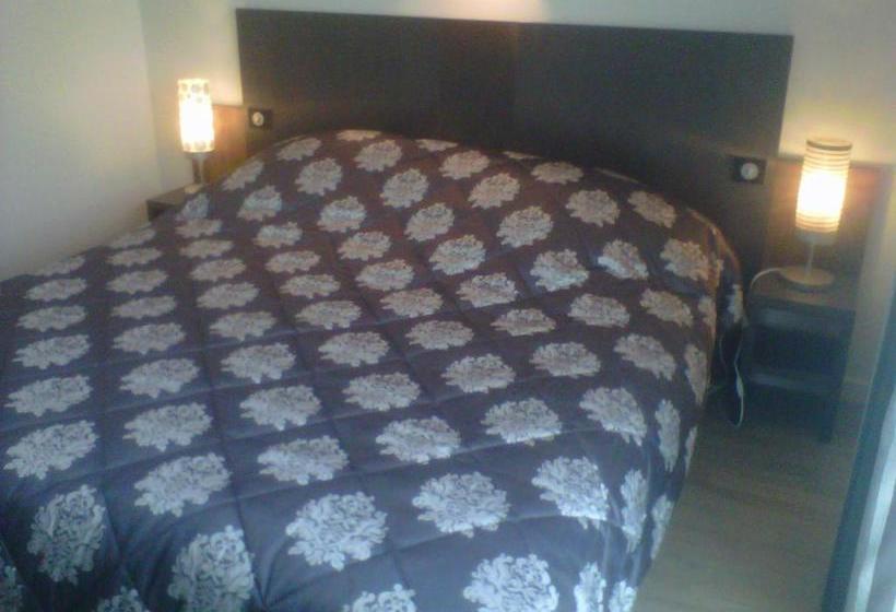 فندق Domaine De Kermodest