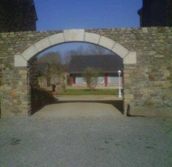 فندق Domaine De Kermodest