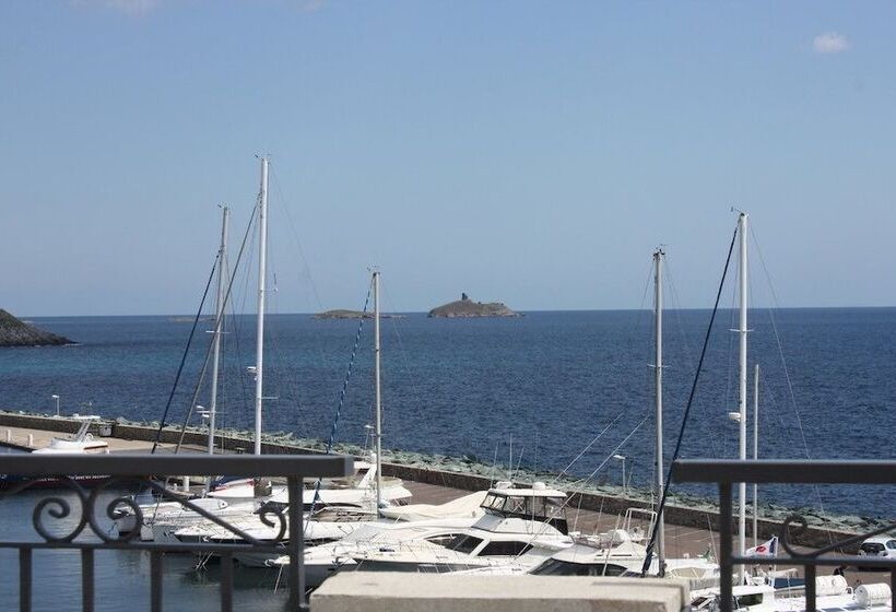 ホテル Marina D'oro