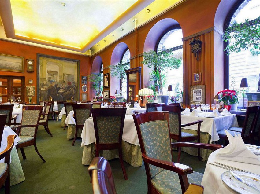 Отель Mazowiecki Wow