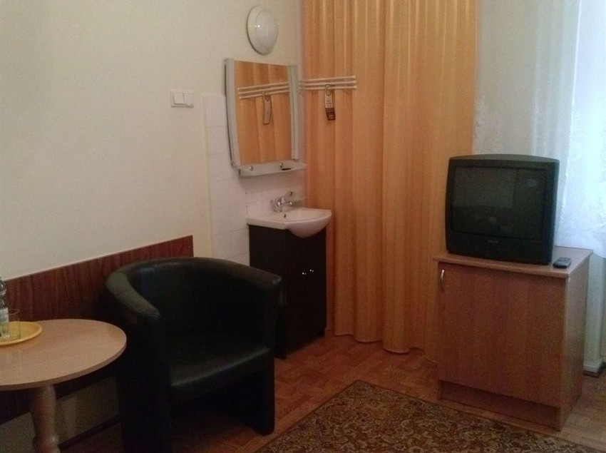 Отель Mazowiecki Wow