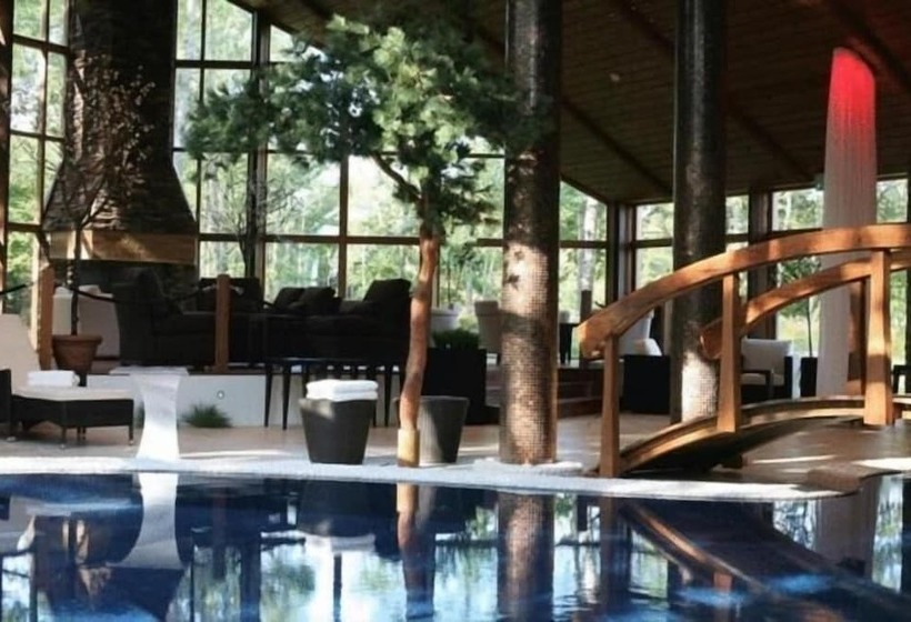 בית מלון כפרי Nova Park Conference