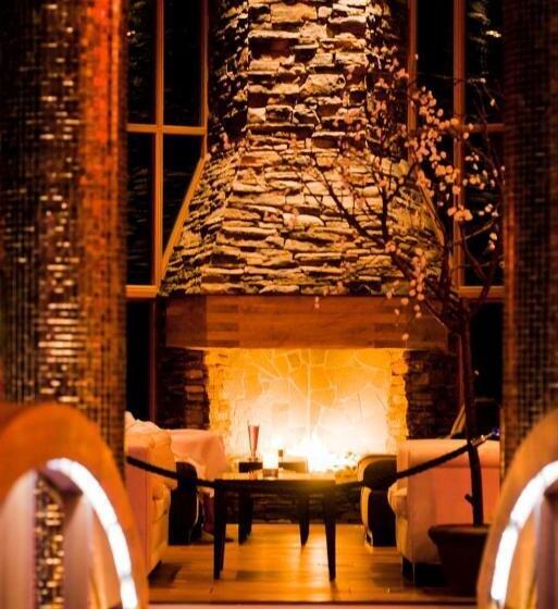 בית מלון כפרי Nova Park Conference