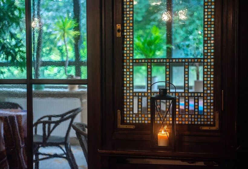 בית מלון כפרי Pałac Paulinum