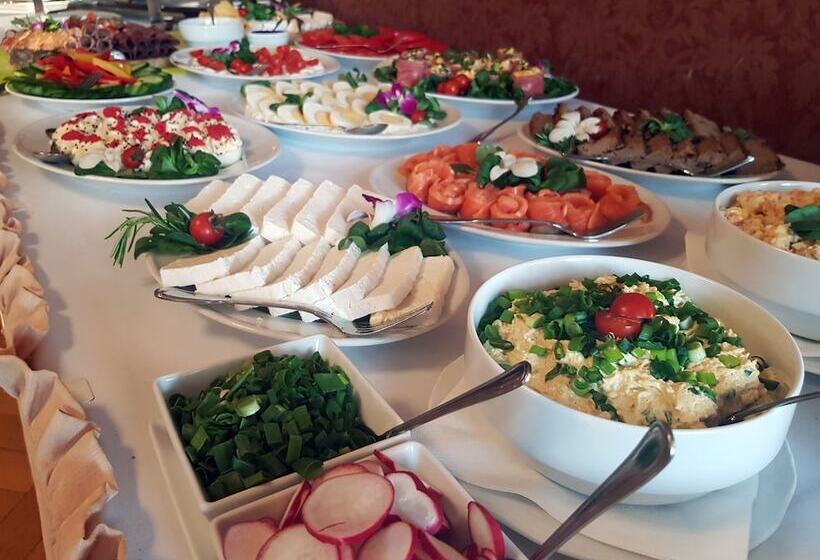 בית מלון כפרי Pałac Paulinum