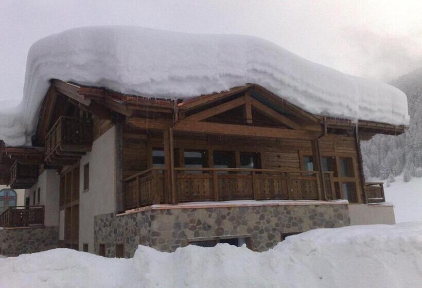 هتل Paradise Lodge