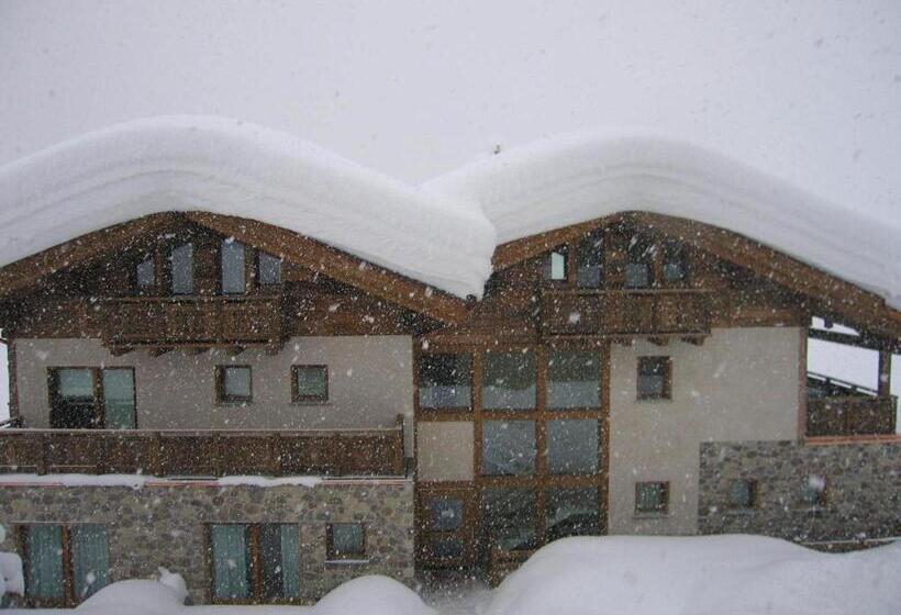 هتل Paradise Lodge