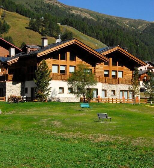 هتل Paradise Lodge