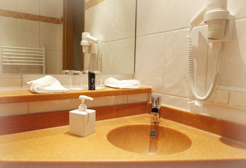 ホテル Park Der Westerwald Treff