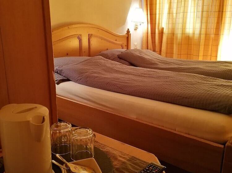 בית מלון כפרי Petit Helvetia Budget