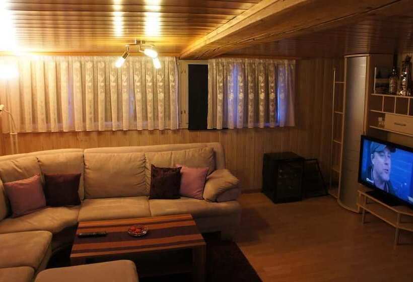 בית מלון כפרי Petit Helvetia Budget