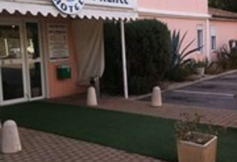 هتل Quick Palace St Jean De Vedas   A709