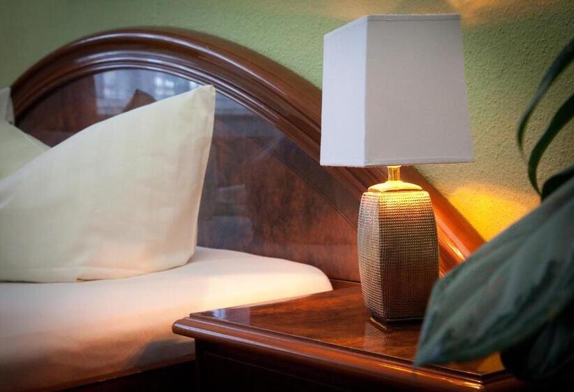 בית מלון כפרי Ratskeller Thum