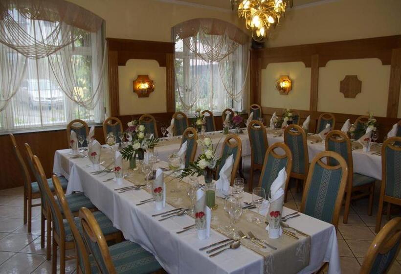 בית מלון כפרי Ratskeller Thum