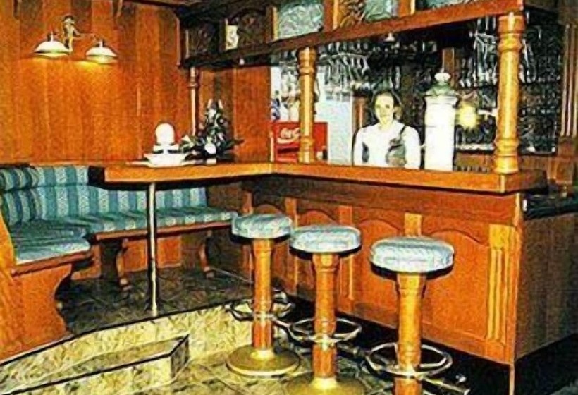 בית מלון כפרי Ratskeller Thum