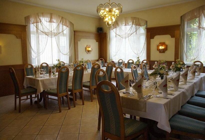 בית מלון כפרי Ratskeller Thum