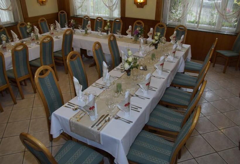 בית מלון כפרי Ratskeller Thum